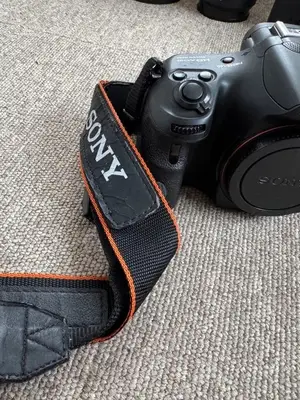 Sony Alpha 58 - Set complet avec accessoires - Miniature 4