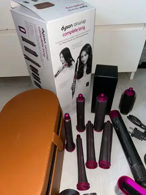 Dyson Airwrap en très bon état avec boîte d’origine et embout supplémentaire - Miniature 4