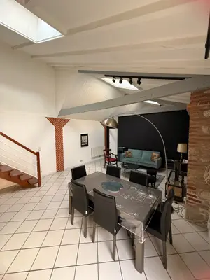 Appartement T3 meublé 72 m² + 2 chambres + parking privatif + 5min à pied de la place du Vigan - Miniature 2