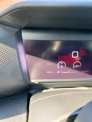 Citroën C4 année 2021 en bon état général, propre et prête à rouler - Miniature 5