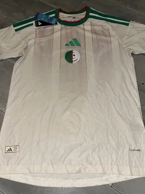 Maillot authentique de l’équipe d’Algérie, neuf et jamais porté