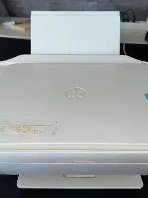 Imprimante en très bonne état multifonction compacte HP DeskJet série 3700 avec Wi-Fi
