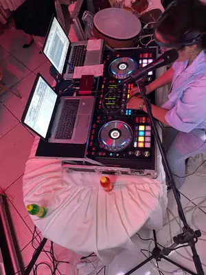 Contrôleur DJ Pioneer DDJ-SZ 4 voies en très bon état