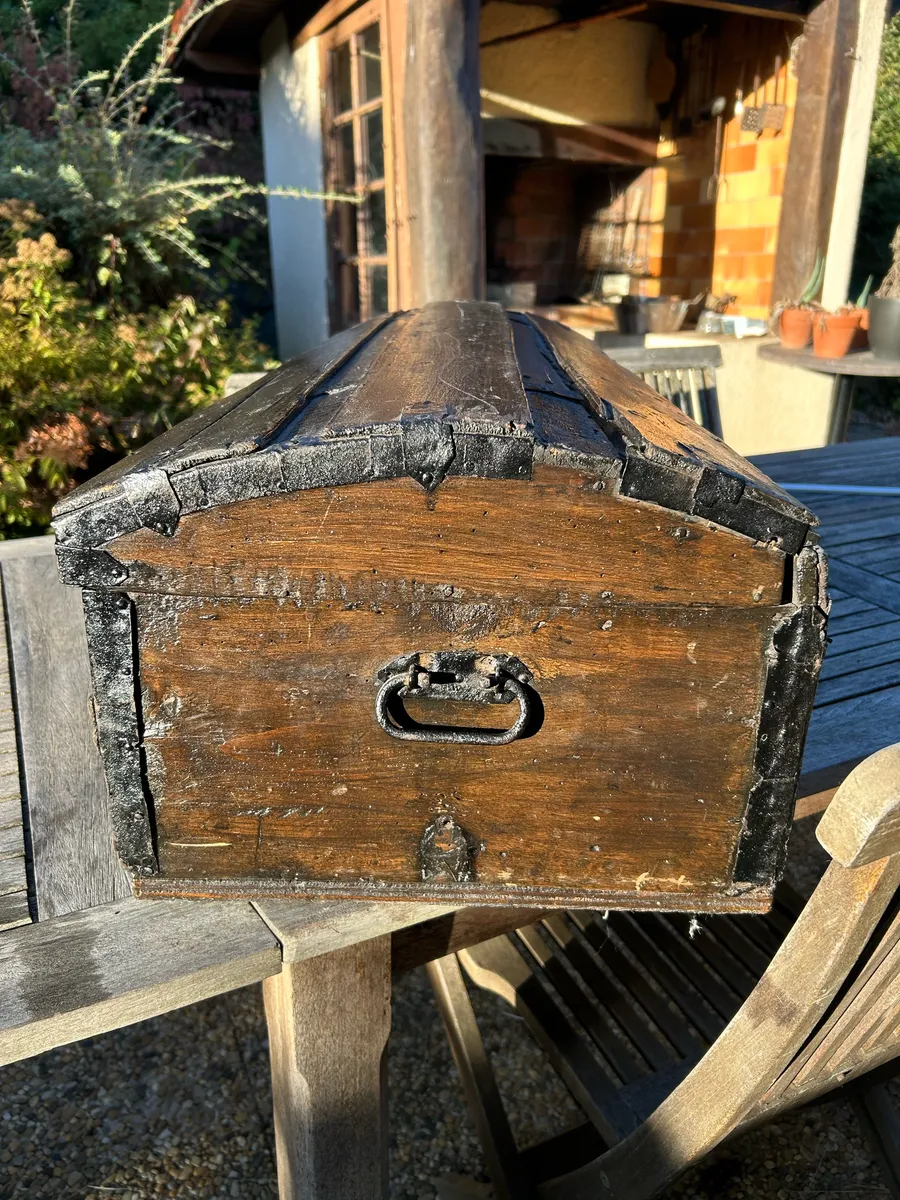 Ancienne caisse en bois style rustique - Photo 1