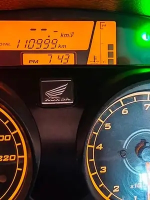honda varadero 1000  my 2010 - Miniature 7