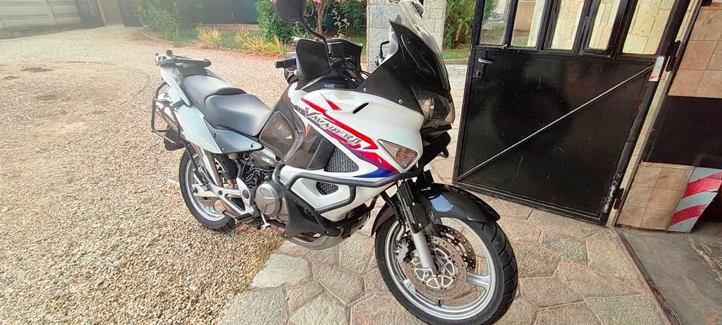 honda varadero 1000 my 2010 - Photo 1