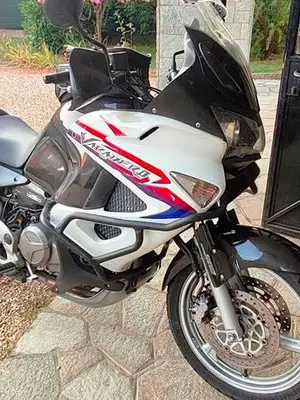 honda varadero 1000  my 2010