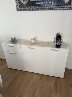 Buffet MDF laqué blanc 3 portes - Comme neuf - Miniature 3
