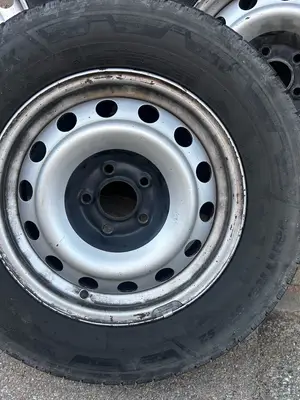 4 jantes acier 15 pouces avec pneus Hankook - entraxe 5x108 Peugeot Expert II - Miniature 2