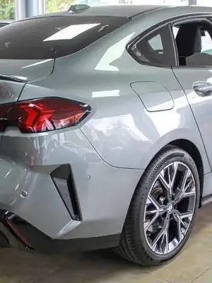 BMW 223i xDrive Gran Coupé Pack M Sport Pro gris - Miniature 3