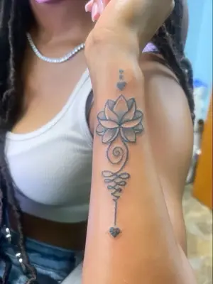 Tatouage artistique personnalisé - Paris intra-muros - Miniature 3