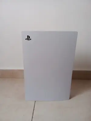 PS5 Standard en très bon état - Miniature 3
