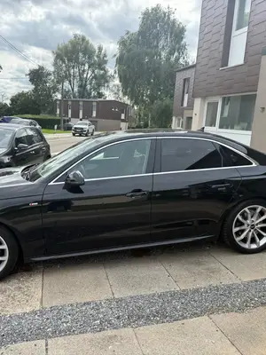 Audi A4 35 TFSI hybride 2024 S line, 52 000 km, boîte auto - Miniature 2