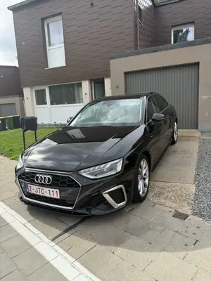 Audi A4 35 TFSI hybride 2024 S line, 52 000 km, boîte auto - Miniature 3