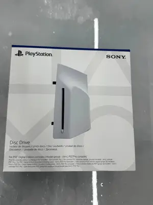 Sony PlayStation 5 Pro 2 To avec lecteur disque, DualSense et station de charge