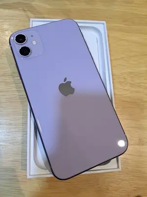 iPhone 11 Violet 64GB - Bon état