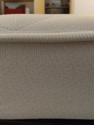Matelas une place et demie pour clic-clac, comme neuf.Prix négociable et possibilité de livraison. - Miniature 2