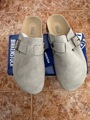 Birkenstock Arizona beige en daim pointure 39 avec boîte
