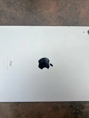 iPad 10e génération 2022 - 10,9" bon état