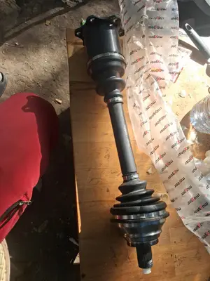 Arbre de transmission / cardan complet MAXGEAR neuf - 150 € à débattre