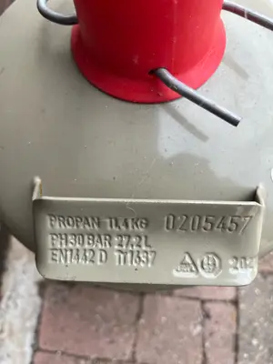 Bouteille de gaz propane 11,4 kg pleine neuve - Miniature 2