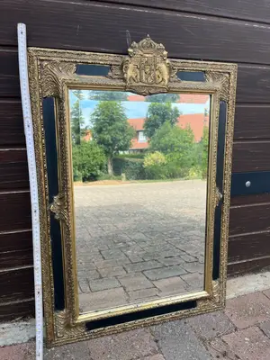 Paire de miroirs anciens cadre doré blason bavarois