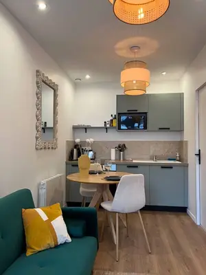 Logement entier pour 2 personnes de 26m² Saint-Étienne - Miniature 2