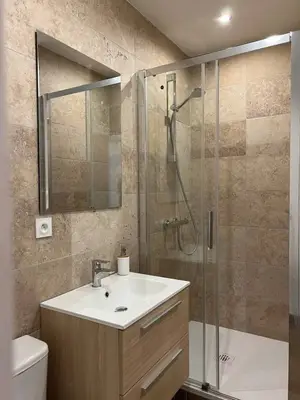 Logement entier pour 2 personnes de 26m² Saint-Étienne - Miniature 5