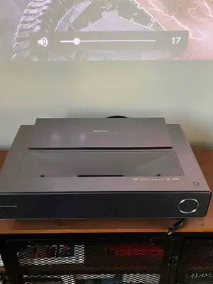 Vidéoprojecteur laser Hisense PX1-Pro TriChroma 4K UHD ultra-courte focale - Miniature 3