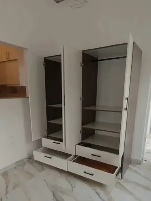 Armoire plusieurs places avec grand espace de rangement - Miniature 2
