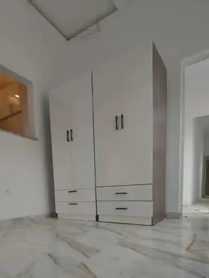 Armoire plusieurs places avec grand espace de rangement - Miniature 3
