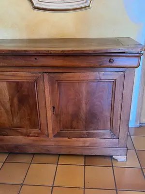 Buffet ancien en bois massif style Louis Philippe