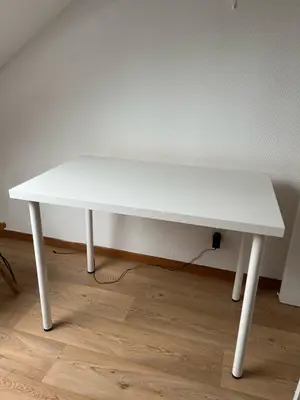Table de bureau 100 x 60 cm en parfait état