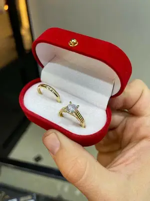 Bijoux et bagues en or - prix 350 €