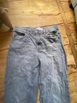 Pantalon gris large