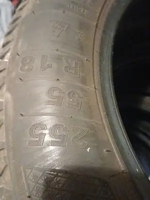 Pneus toutes saisons 255/55 R18 comme neufs - Miniature 3