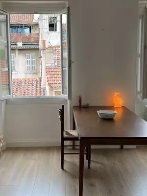 Table en bois pour 8 personnes - Miniature 4