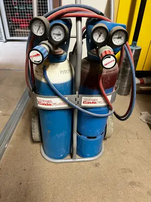 Poste à souder et couper Xuper Castoflam, débit de 250 L/h
