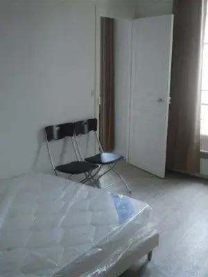 À louer, agréable studio de 22 m² - Miniature 3