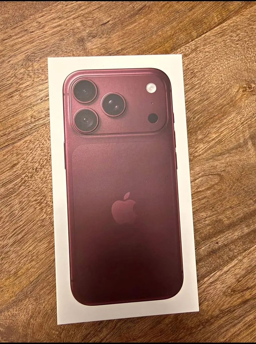 iPhone 18 Pro Max avec boîte sous blister et garantie - Photo 1