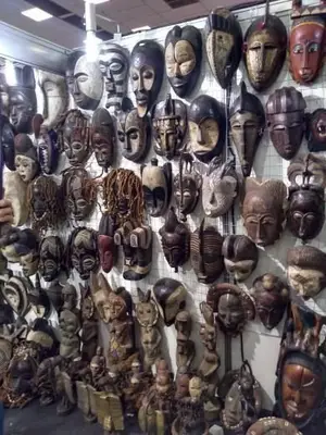 Lot de masques africains artisanaux - Miniature 3