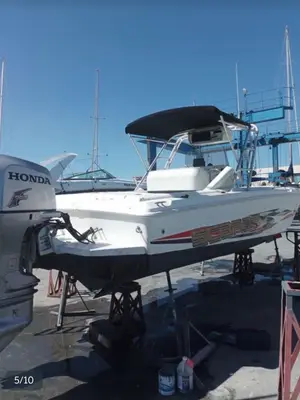 Bateau Wellcraft 302 Scarab Sport 2000, 8,99 m, bon état - Miniature 4