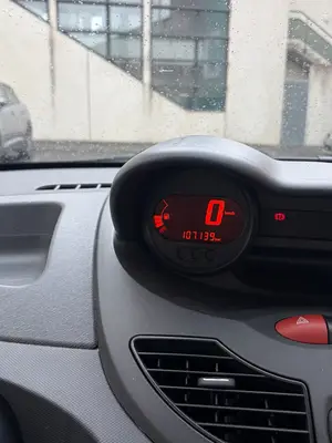 Renault Twingo 2 - Miniature 5