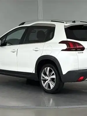 Peugeot 2008 1.2 PureTech 110ch 2016 - Blanc nacré