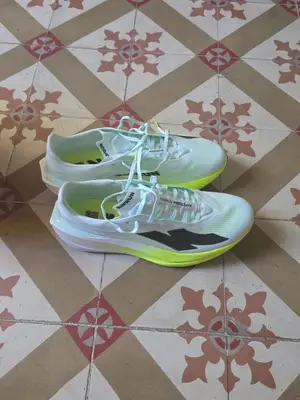 Kiprun , Chaussures de sport neuves jamais portées - Miniature 5