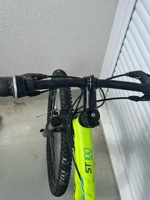Vélo ST 100 - 80€ - Freins et vitesses OK - Miniature 4