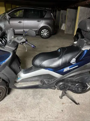 Scooter en très bon état - Miniature 2