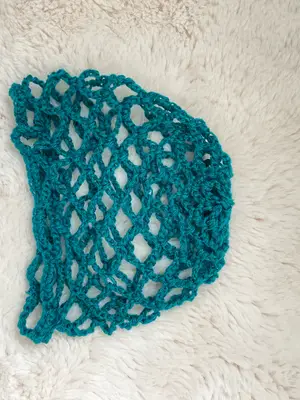 Bonnet crochet filet fait main écru Y2K - Miniature 2
