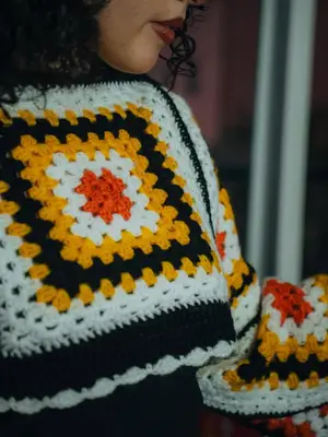 Shrug en crochet fait main 100% original - Miniature 4