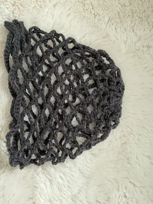 Bonnet crochet filet fait main écru Y2K - Miniature 5